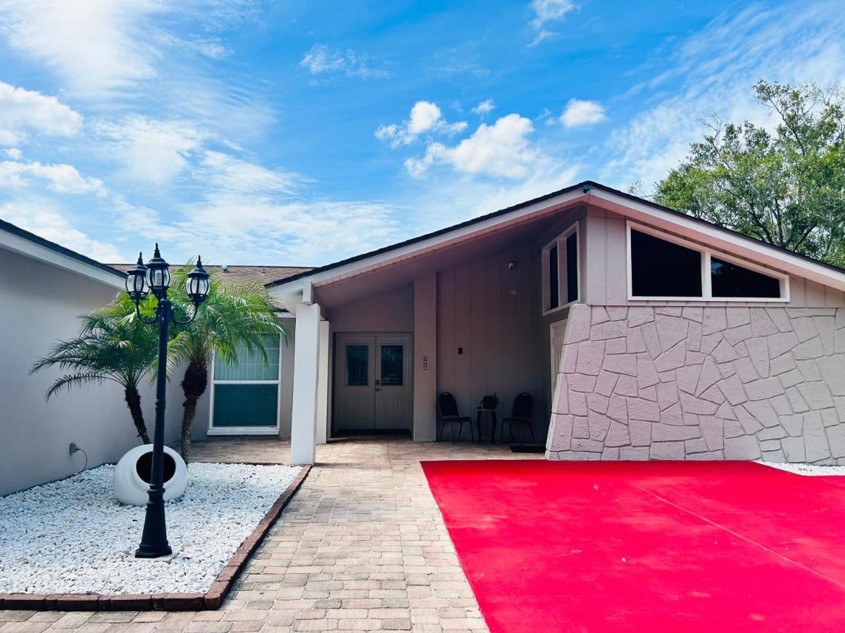 Vintage Family Scape + Heated Pool&Discount Villa Tampa Exterior photo