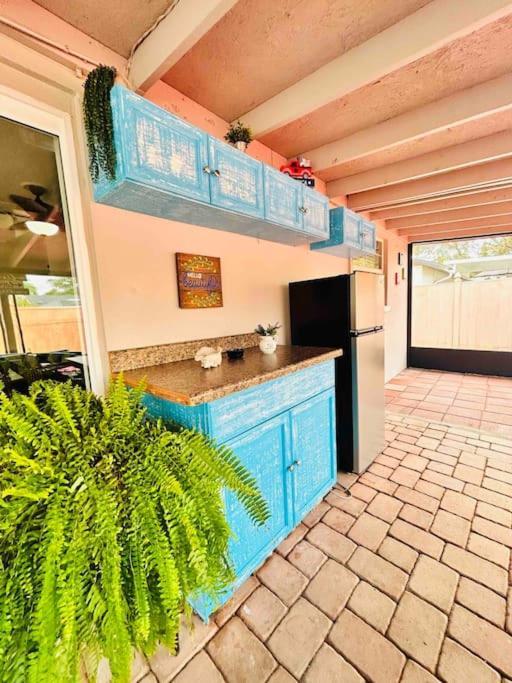 Vintage Family Scape + Heated Pool&Discount Villa Tampa Exterior photo