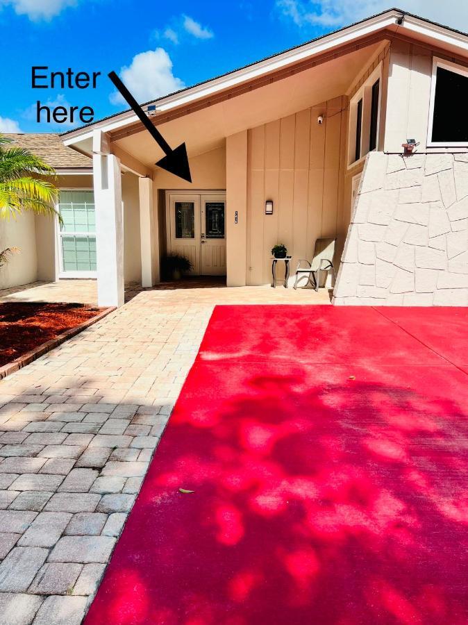 Vintage Family Scape + Heated Pool&Discount Villa Tampa Exterior photo